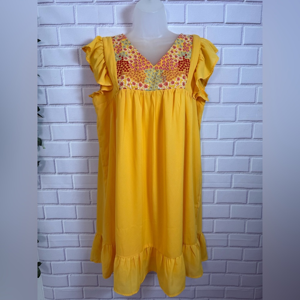 Savanna Jane Yellow Embroidered Boho Tunic top Size M Flowy Ruffle Sleeve - Picture 2 of 11